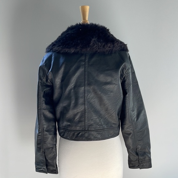 ABERCROMBIE & FITCH | VEGAN LEATHER JACKET - Picture 13 of 14